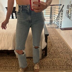 Abercrombie The 90’s Straight ultra high rise jeans